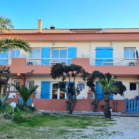 A 20 M² Terrasse Accueillante *